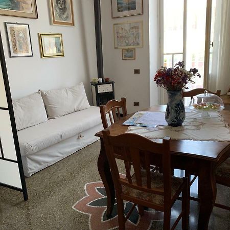 Resort Villa Rosa Maria Savona Bagian luar foto